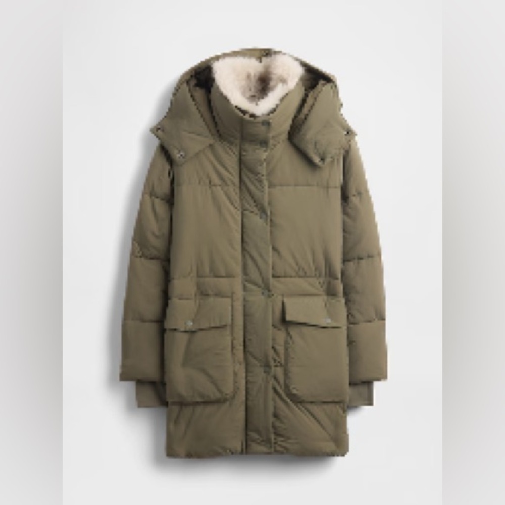 Gap Hooded Puffer Coat